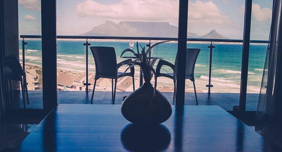 2 Bedroom Property for Sale in Bloubergrant Western Cape
